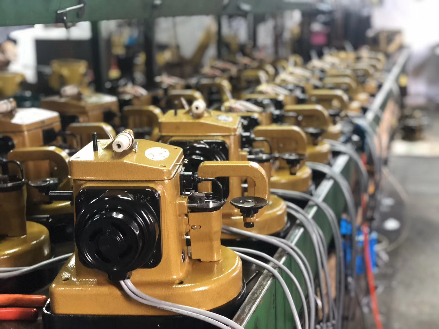 Maszyna do szycia skórzanych t – Leather Needle Heavy recenzja i cena